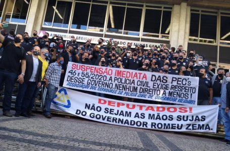 Protesto pacífico contra as PEC46 e 55/2020